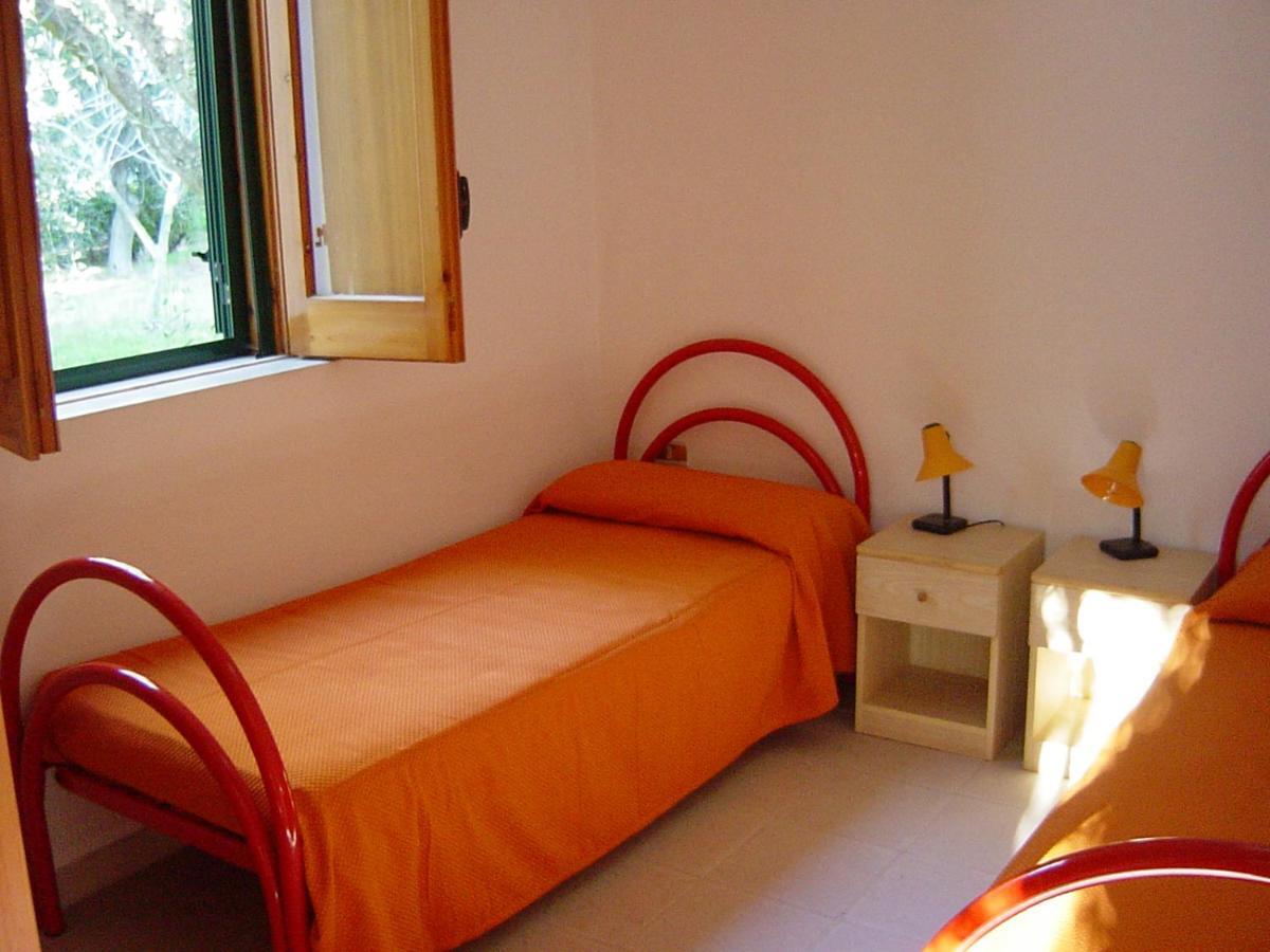 Villaggio Turistico Residence Delfino Весте Екстериор снимка